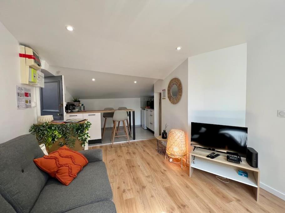 F2 *La Treille* Centre Historique Clermont Fd 3P Apartment Exterior photo