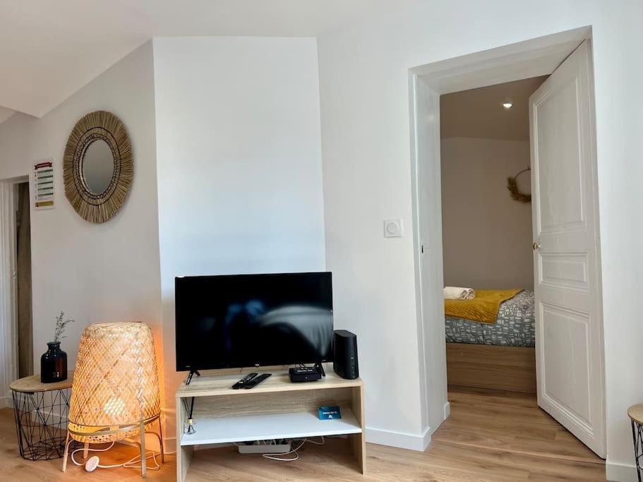 F2 *La Treille* Centre Historique Clermont Fd 3P Apartment Exterior photo